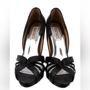 Badgley Mischka Strappy Black Heels